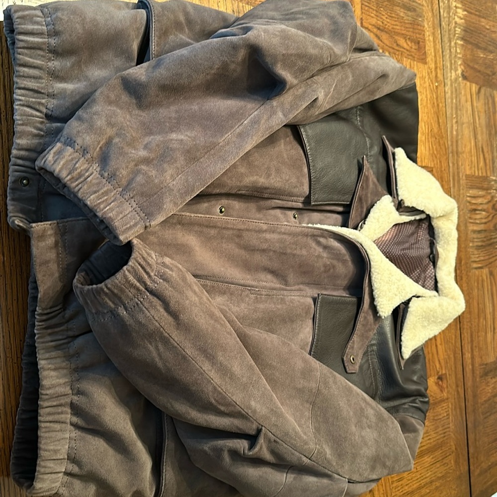 Men’s faux leather brown jacket size M